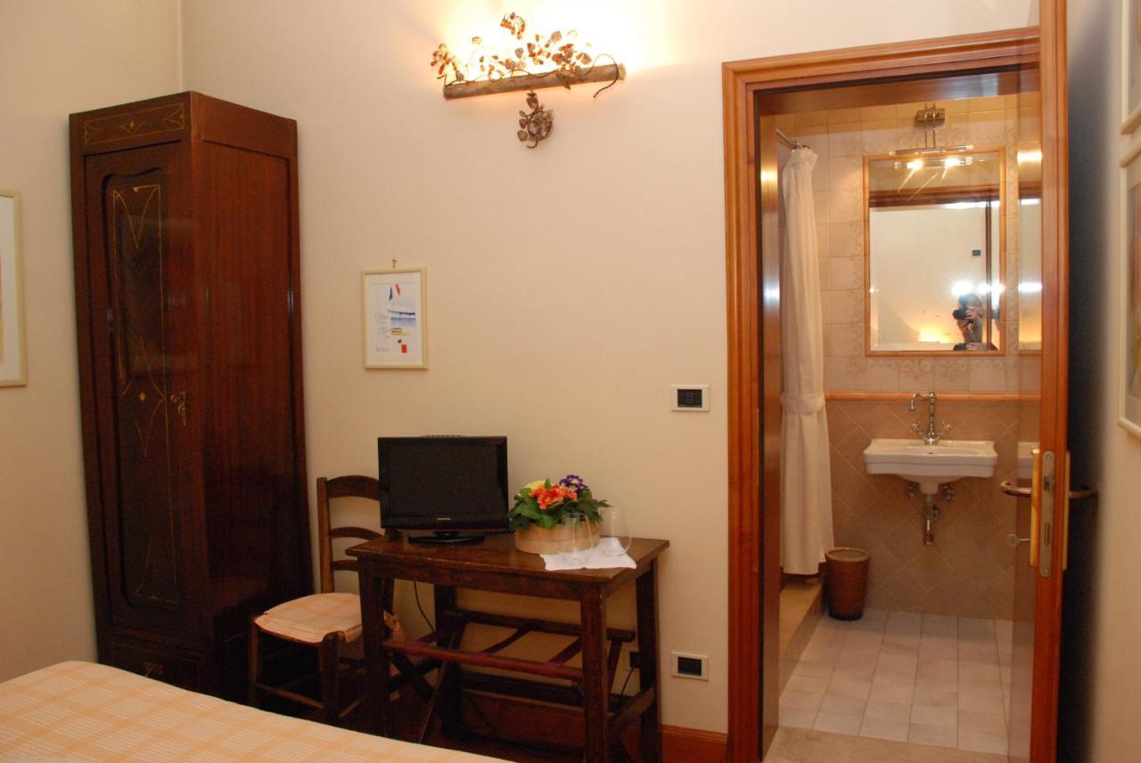 Hotel Vecia Brenta Mira Szoba fotó